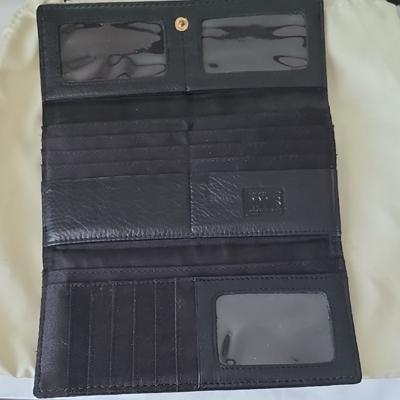 Black Leather Wallet - Picture 3 of 11